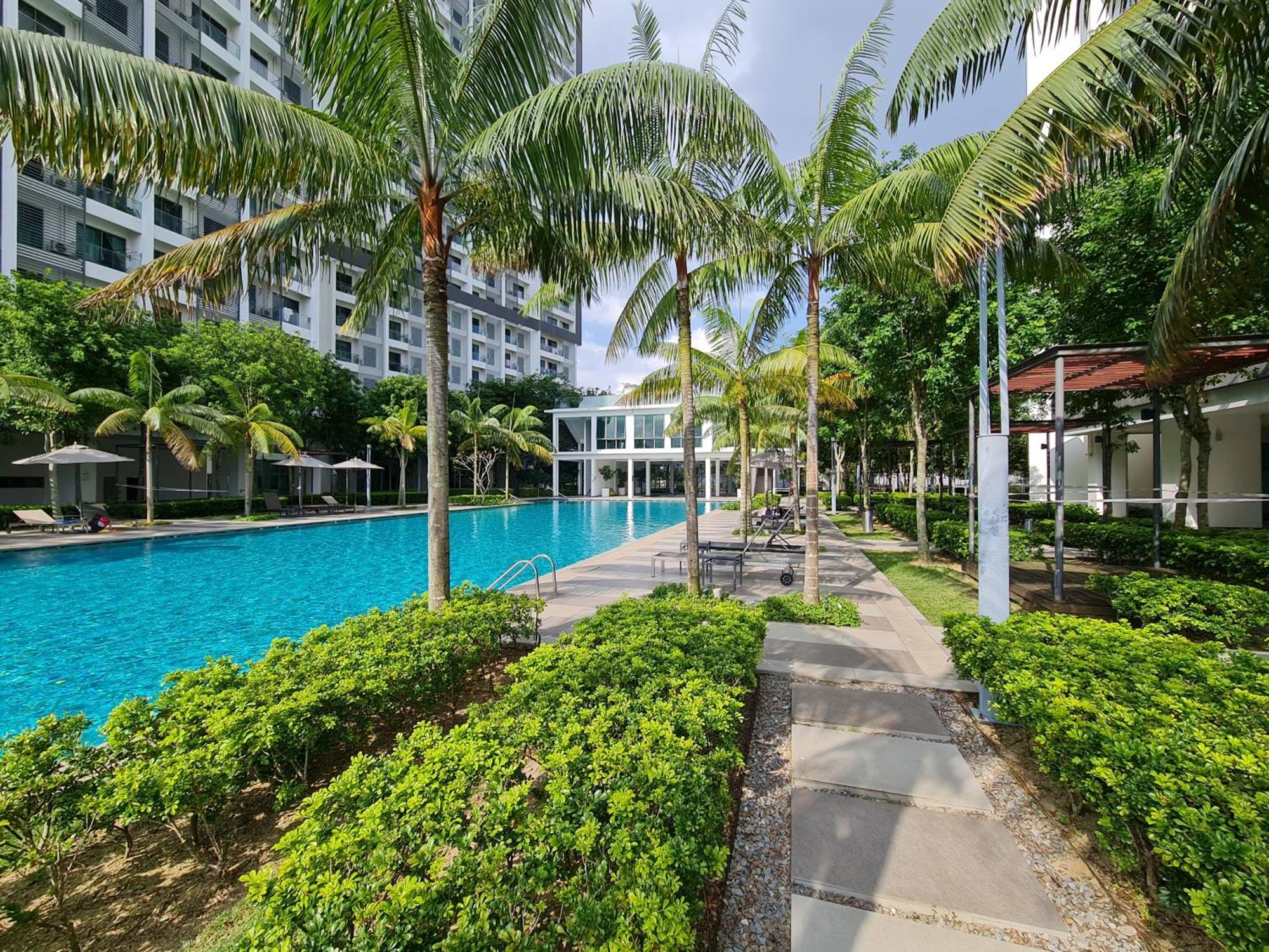 Retreat At Cybersquare Apartment Cyberjaya Exterior photo